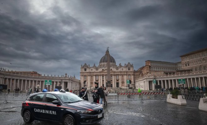 Чешский священник, задержанный вооружённым в Ватикане, избежал наказания