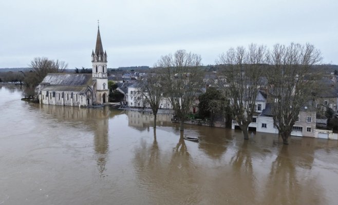 Во Франции дождь идет уже рекордные 37 дней подряд