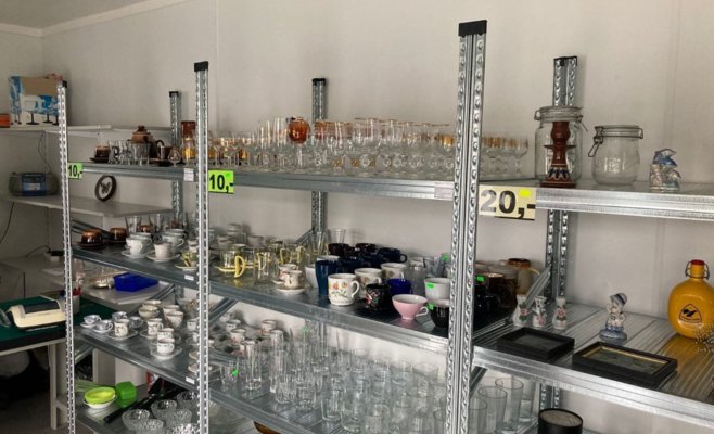 «Самая экологичная вещь — та, что уже произведена». Прямо на территории пункта сбора отходов открылся новый re-use центр