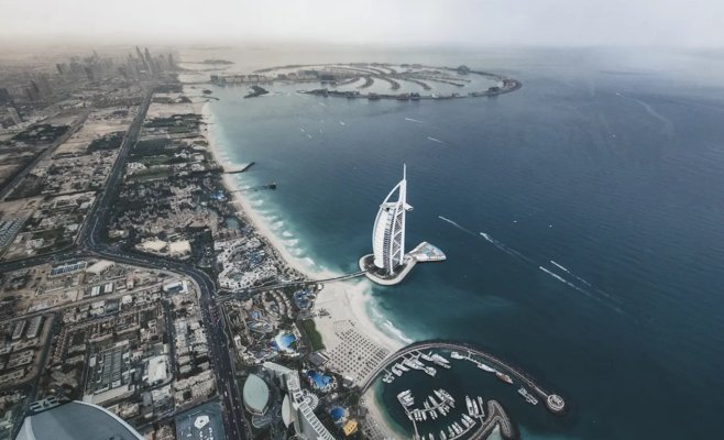 Экстренная ситуация на Ближнем Востоке: туроператоры оплатят застрявшим туристам минимум три ночи в отеле