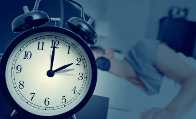 Спорное летнее время: в Европе вновь звучат призывы отменить сезонный перевод часов