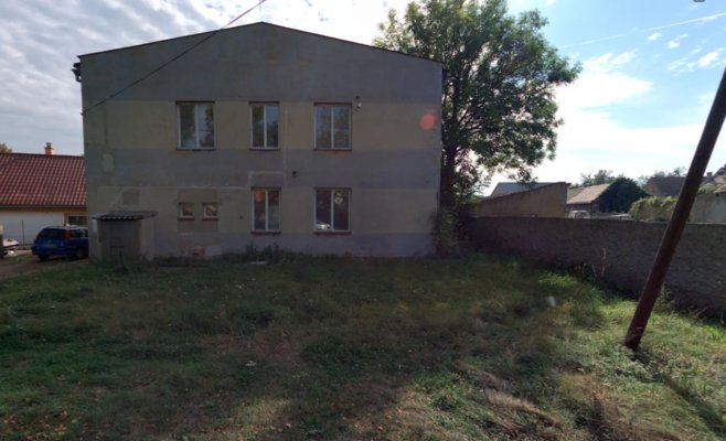 После гибели малыша в поселке на Лоунско родители боятся отпускать детей на улицу