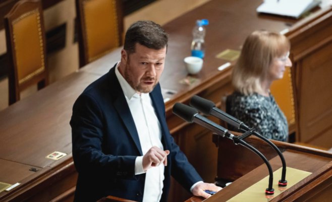 Окамура обещает снижение стоимости жизни и рост сбережений: экономисты видят в этом подвох