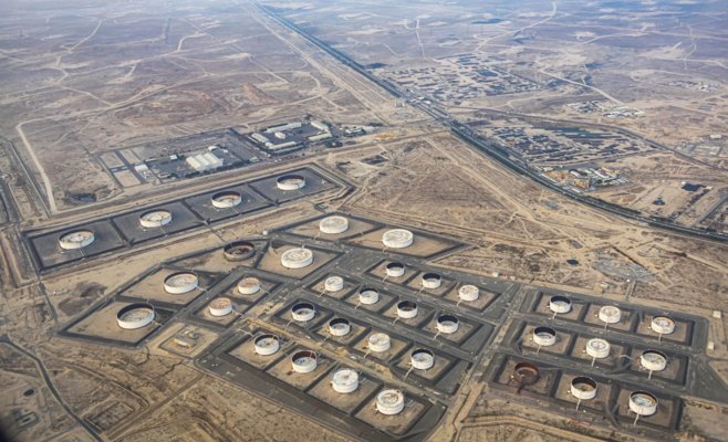 Нефть пробила отметку в 106 долларов за баррель на фоне кризиса на Ближнем Востоке