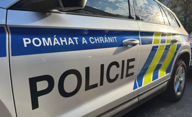 Удар кулаком и пинок: бывший профессиональный лыжник напал на полицейского в Шумаве