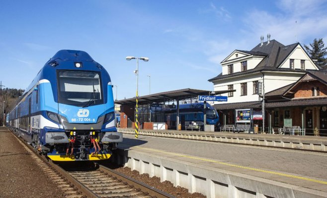 Чешские железные дороги в прошлом году выплатили больше компенсаций за задержки поездов