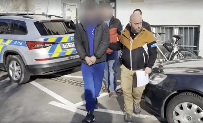 Полиция поймала кибермошенника: молодой иностранец украл у чехов миллионы крон