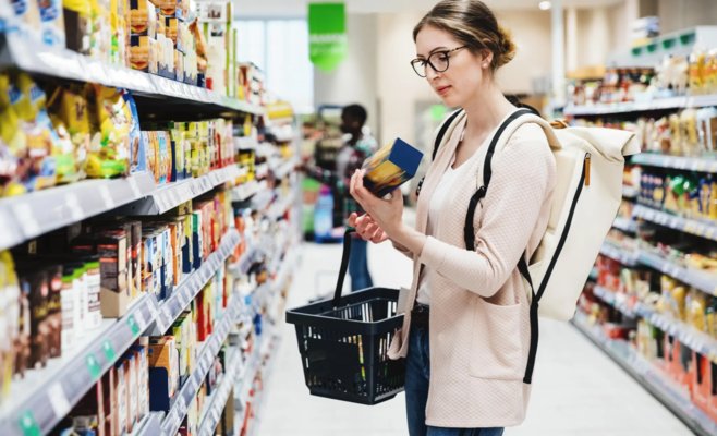 Попытка разрешить работу магазинов в праздники провалилась: министерство и профсоюзы против