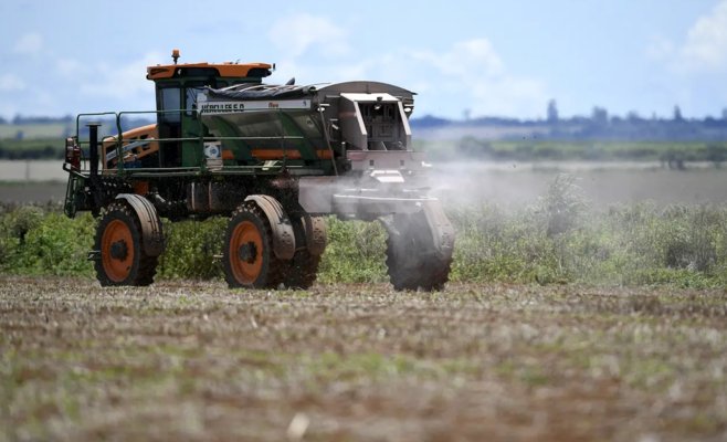 Конфликт в Иране взвинтил цены на удобрения и угрожает стоимости продуктов питания