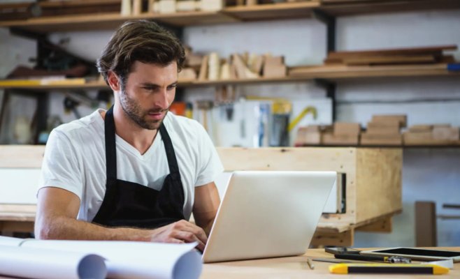 Компании, ИП и ТСЖ обязаны подавать единый отчет о сотрудниках. Как это сделать?