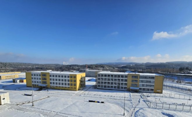 Покушение на убийство в чешской тюрьме: заключенный ударил сокамерника ножом в голову