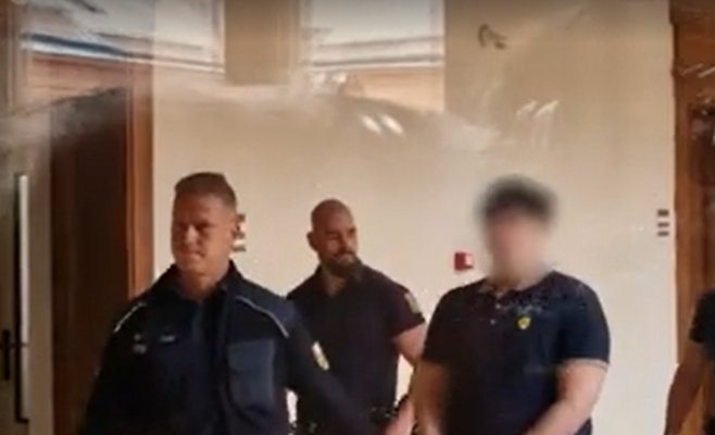Бредил джихадом и жестоко избил бездомного: в Брно судят подростка за терроризм