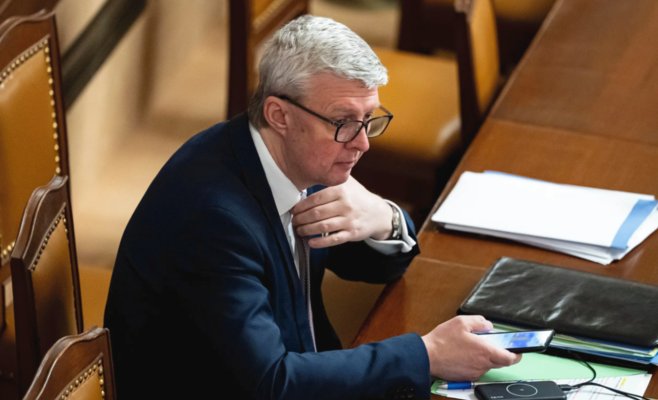Следите за своими складами: правительство разослало оружейникам Чехии письма с предупреждением