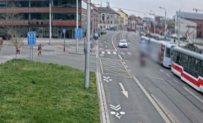 «Люблю быструю езду»: в Брно поймали 15‑летнего мотоциклиста после опасной погони»