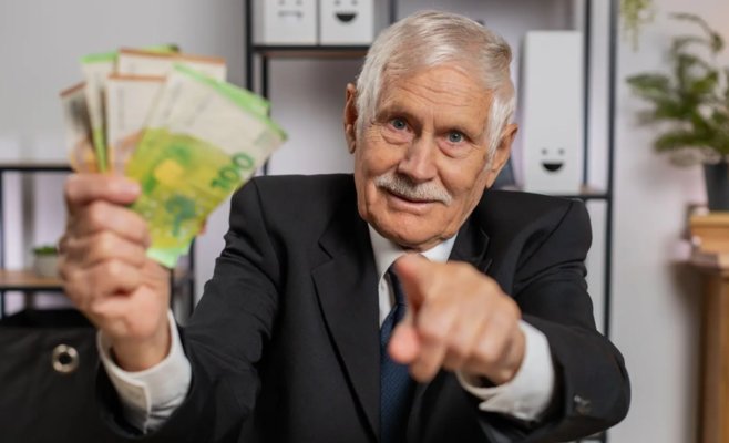 Супербогачей в мире станет еще больше: состоянием свыше 30 миллионов долларов владеют почти 2300 чехов
