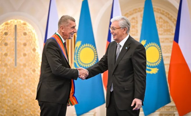 Бабиш в Казахстане получил одно из высших государственных награждений