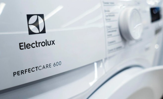 Electrolux увольняет 1700 человек и закрывает очередной завод. В ответ профсоюзы объявили забастовку