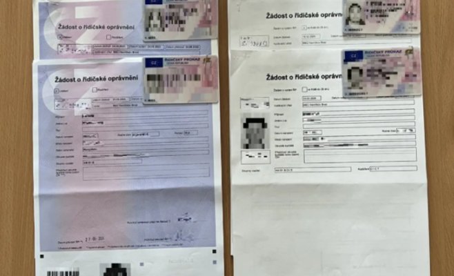 Водители-призраки: монголы получали права на фуры и автобусы в Чехии, ни разу не сидя за рулем