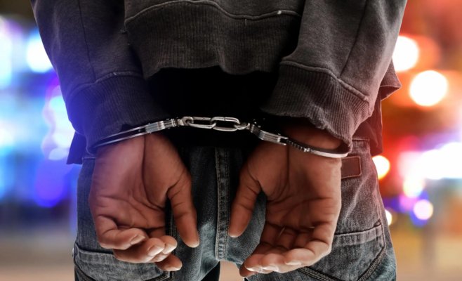 Полиция задержала грабителя, ставшего настоящей грозой магазинов Йиглавы
