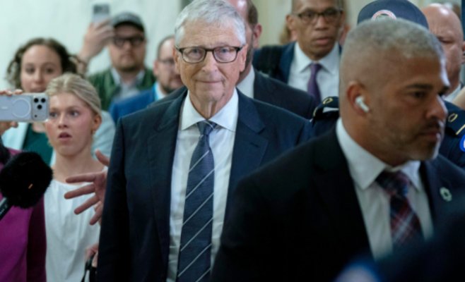 «Эпштейн меня шантажировал», — заявил Билл Гейтс в Конгрессе США