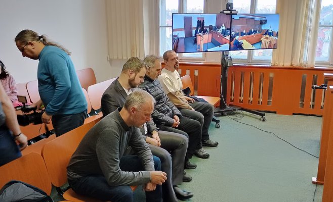 Бесчеловечные пытки в тюрьме Острова: один из надзирателей получил условный срок