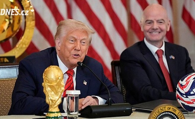 Трамп признался, что звонил главе FIFA Инфантино из-за судьи на матче MLS