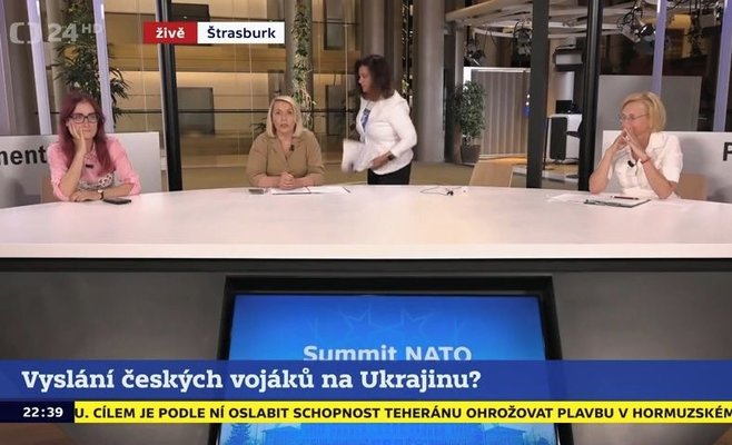 «Не сравнивайте меня с животными»: Йерманова в гневе покинула теледебаты о саммите НАТО
