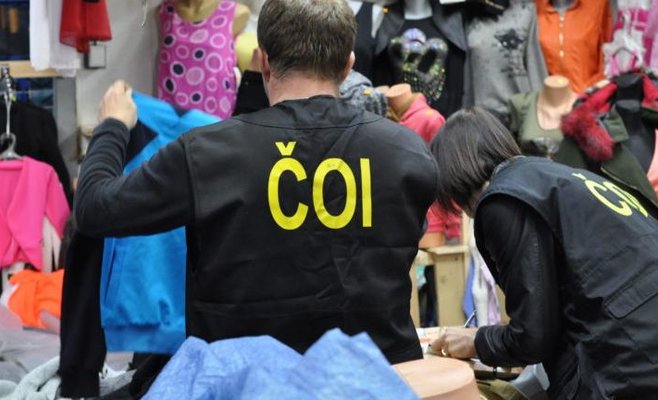 В пражской «Сапе» изъяли поддельных товаров почти на 4 миллиона крон