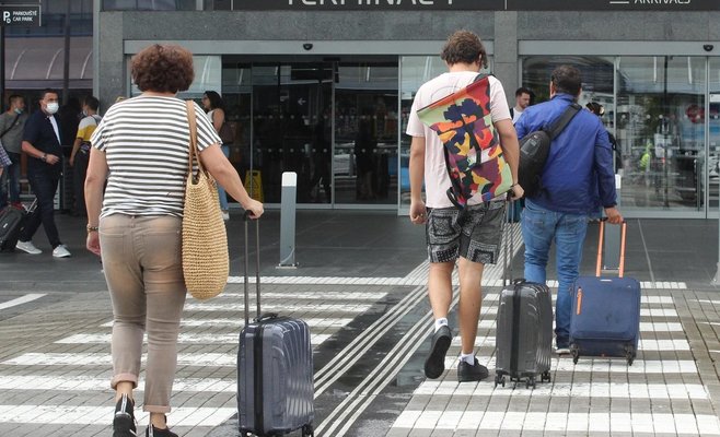 Аэропорт Гавела вновь работает с Uber Airport: забастовка водителей закончилась