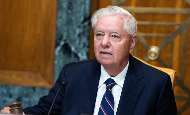 Внезапно скончался американский сенатор Линдси Грэм — за несколько дней до этого он встречался с Зеленским
