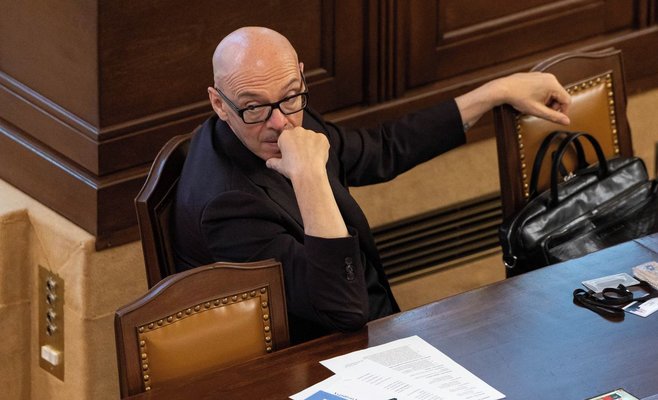 Агентство CzechTrade само предложило работу сыну министра культуры, хотя конкурс не выявил победителя