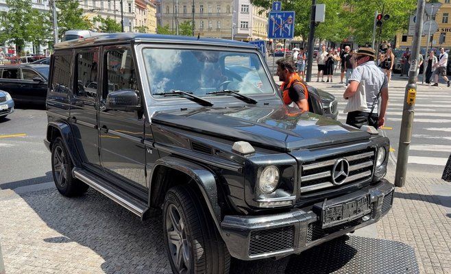 Депутат Турек уехал с места аварии без переднего номера — по указанию полиции