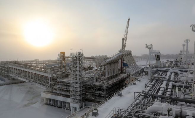Европа продолжает скупать российский СПГ: за полгода забрала почти всю продукцию завода «Ямал СПГ»
