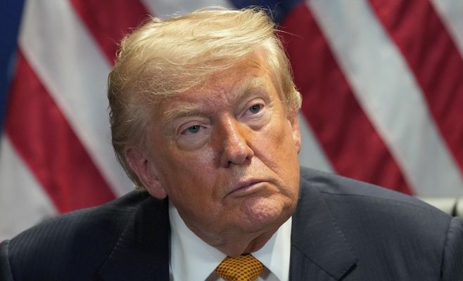 Трамп выплатил около 120 миллионов крон журналистке, которую обвиняет в сексуальном насилии