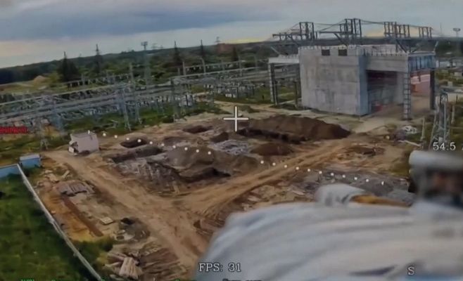Дроны на оптоволокне: Россия нашла новый способ бить по украинским подстанциям