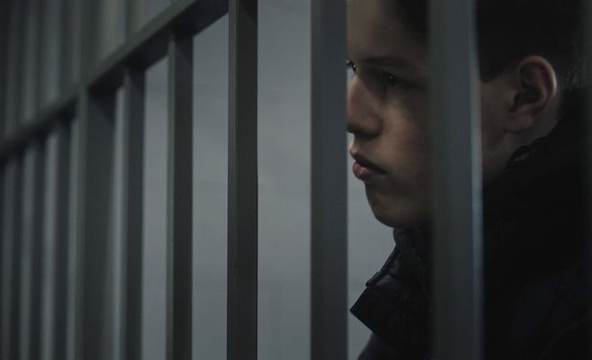 Швеция вербует детей в банды: 11-летним предлагают деньги за убийство, власти хотят снизить возраст ответственности