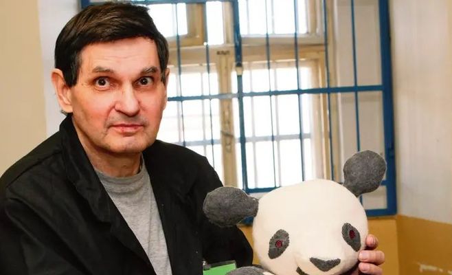 Приговорённый к пожизненному сроку четырёхкратный убийца Вацик умер в заключении