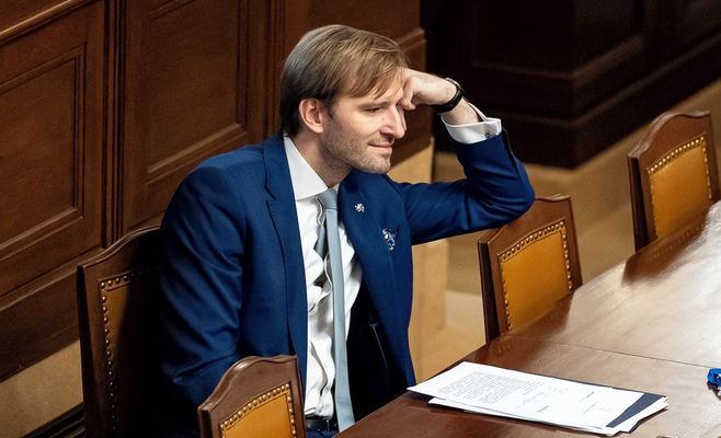 Міністерство охорони здоров’я хоче зосередити складні операції у великих центрах — регіональні лікарні кажуть про ліквідацію відділень