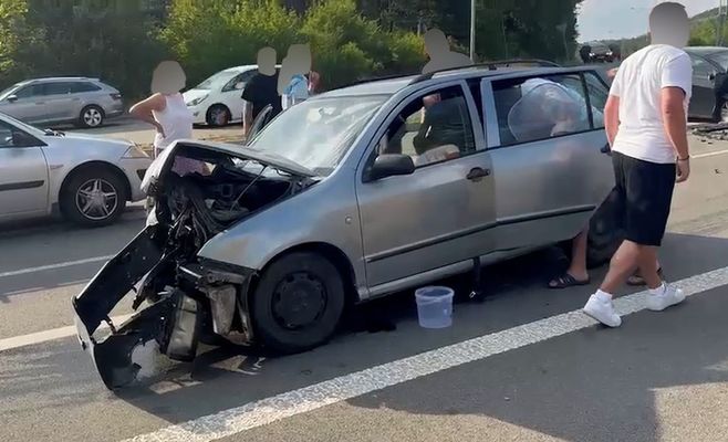 У Брно зіткнулися два автомобілі: постраждали четверо, серед них двоє дітей