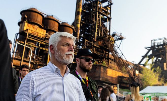 Colours of Ostrava: Лорд підкорила публіку відвертим шоу, а президента Павела зустріли овацією стоячи