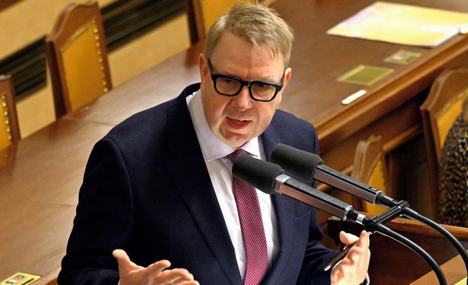 Правительство Чехии одобрило рост пенсий для работающих пенсионеров и людей старше 80 лет