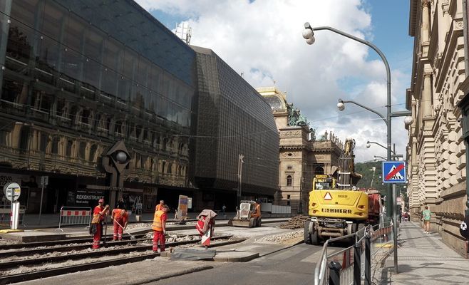 Tram lines between Újezd and Lazarská shut down in central Prague — car traffic restricted too