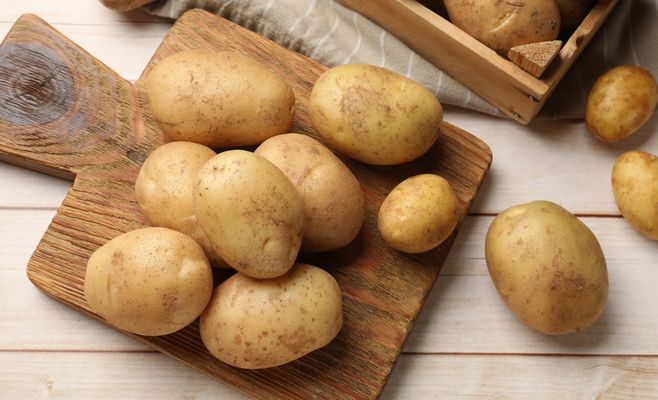 Why You Should Boil Potatoes Whole Instead of Cutting Them: A Secret Your Taste Buds and Your Health Will Thank You For