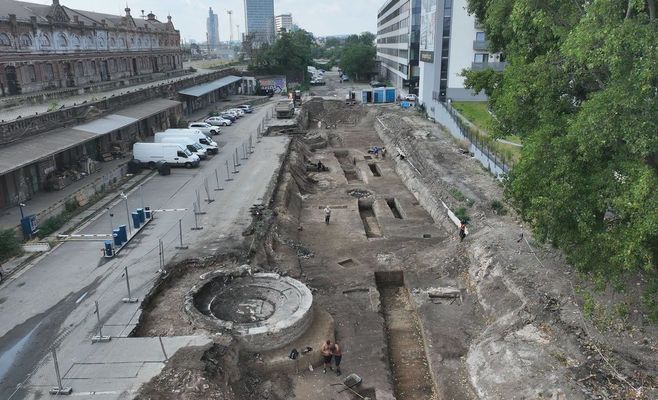 В Брно под «Малой Америкой» археологи откопали фабрику XVIII века и старинные железнодорожные поворотные круги