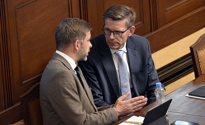 Опозиція не змогла домовитися про єдиних кандидатів у всіх округах: перед сенатськими виборами ODS і STAN зіткнуться між собою