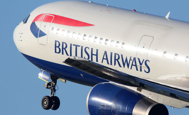 Всем трём пилотам British Airways стало плохо во время 11-часового рейса — подозревают отравление в отеле