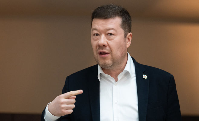 Окамура назвал президента Павела «подлецом и лицемером» из-за конфликта с коалицией