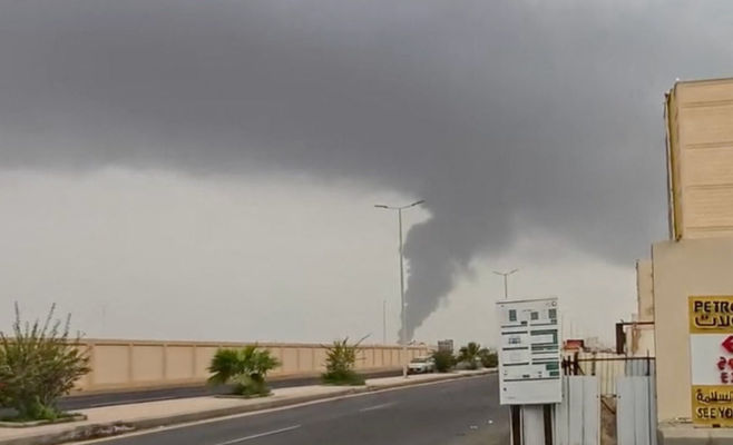 Saudi Arabia Prepares Ground Offensive Against Houthis in Yemen