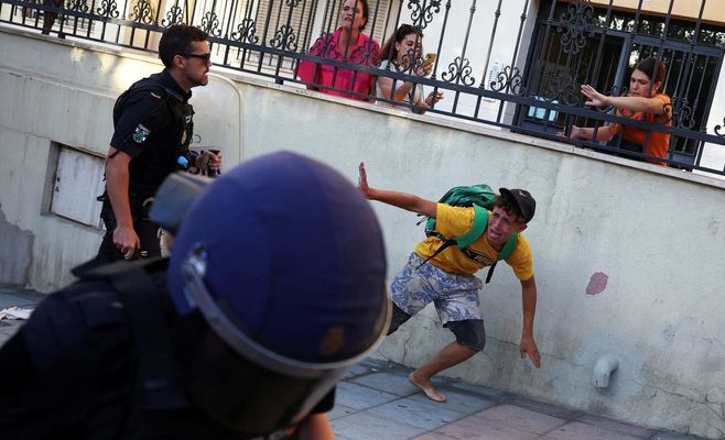 How Fake Social Media Videos Triggered a Mass Migrant Breach at Spain's Ceuta