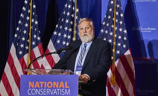 US Pastor With Pentagon Ties Proposes Stripping Women of the Right to Vote